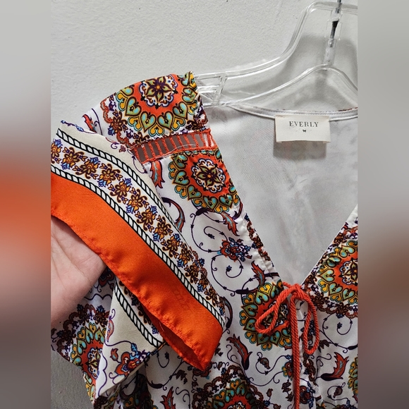 Everly satin blouse - Picture 2 of 6